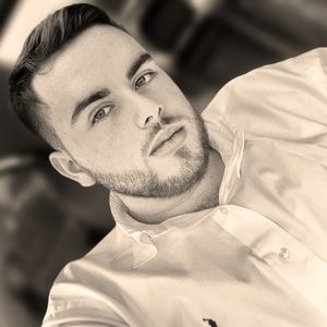 Meet your Posher, Camron